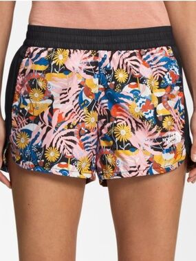 The North Face Women's Tropical Floral Hydrenaline 3"
Shorts 2000 S- Small NWOT